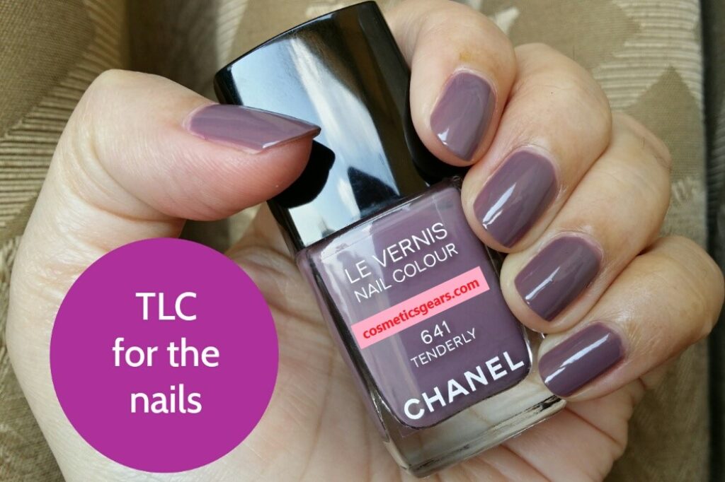 Chanel Tenderly Le Vernis 641 Nail Polish