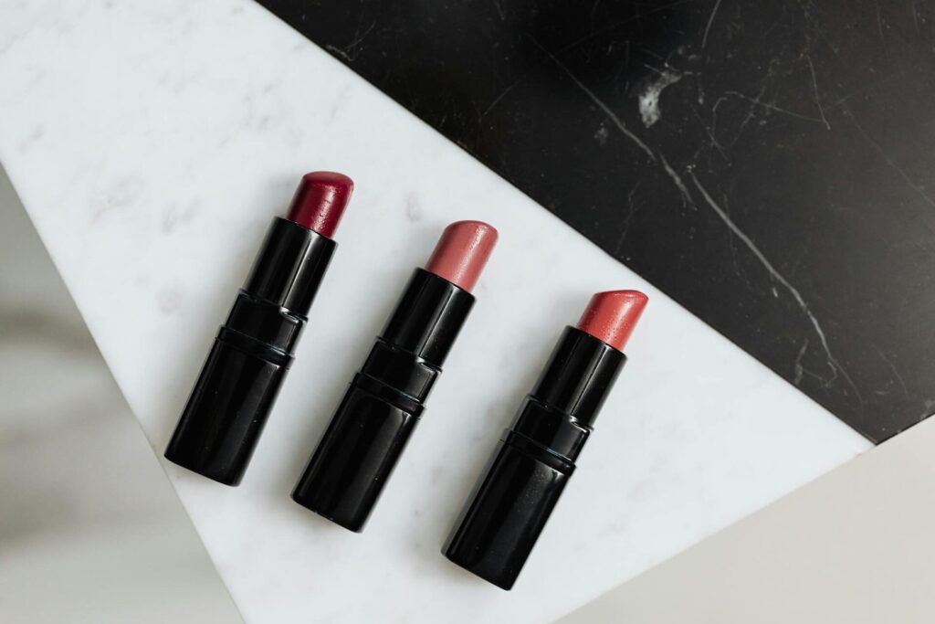 The Complete Guide to Buy The Best Drugstore Lipsticks