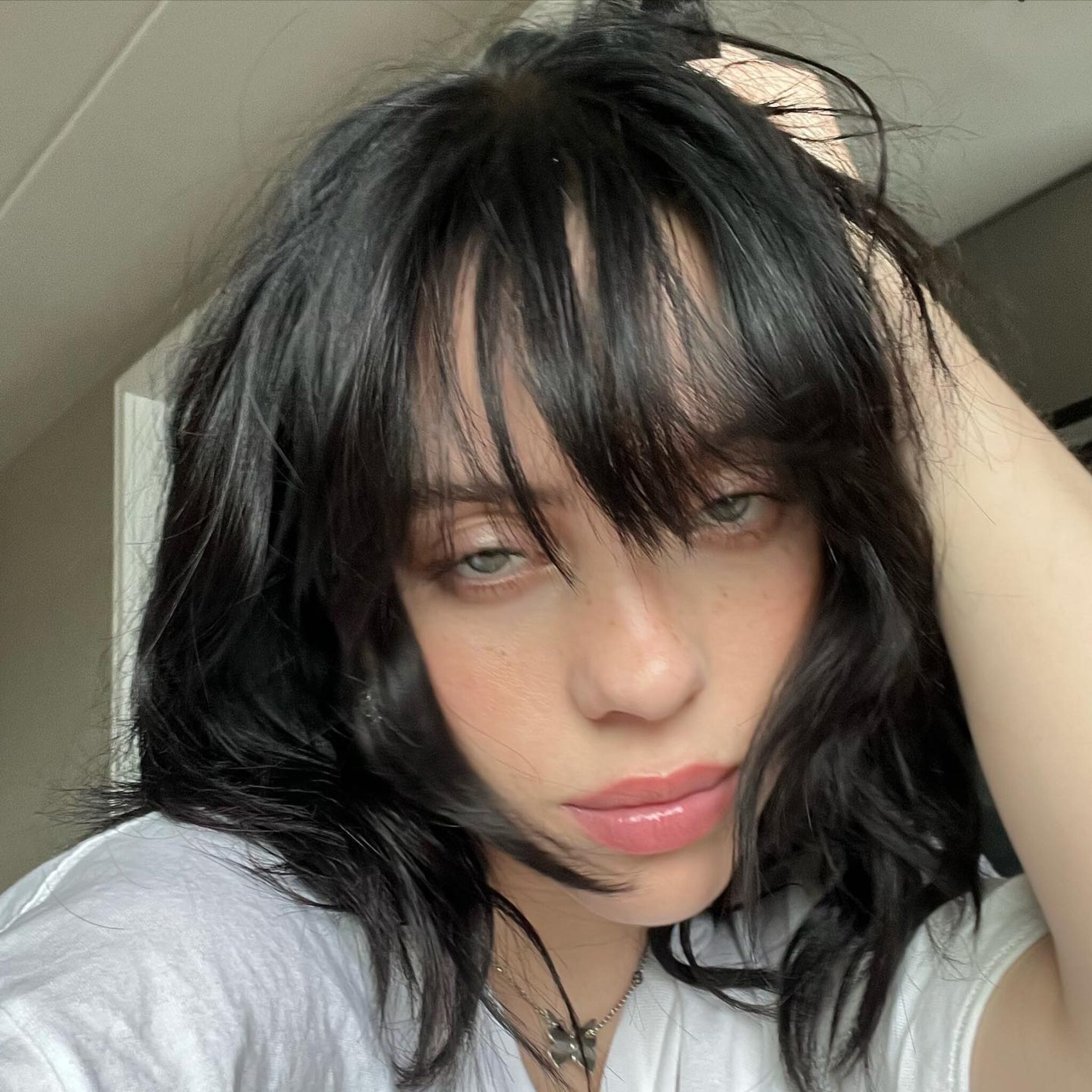 What Kind of Lipstick Does Billie Eilish Use?