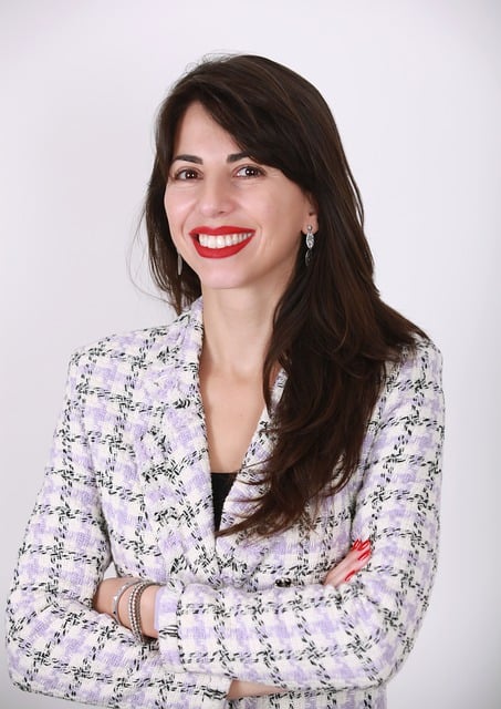 woman in red Lipstick White teeth appearance in red Lipstick